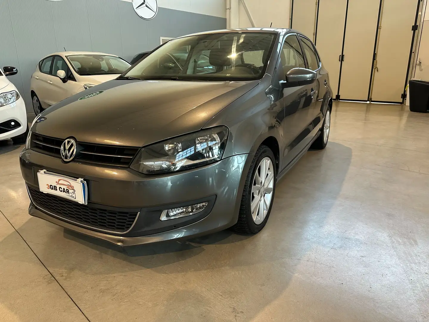 Volkswagen Polo Polo 5p 1.6 tdi Highline 90cv dsg Gris - 1
