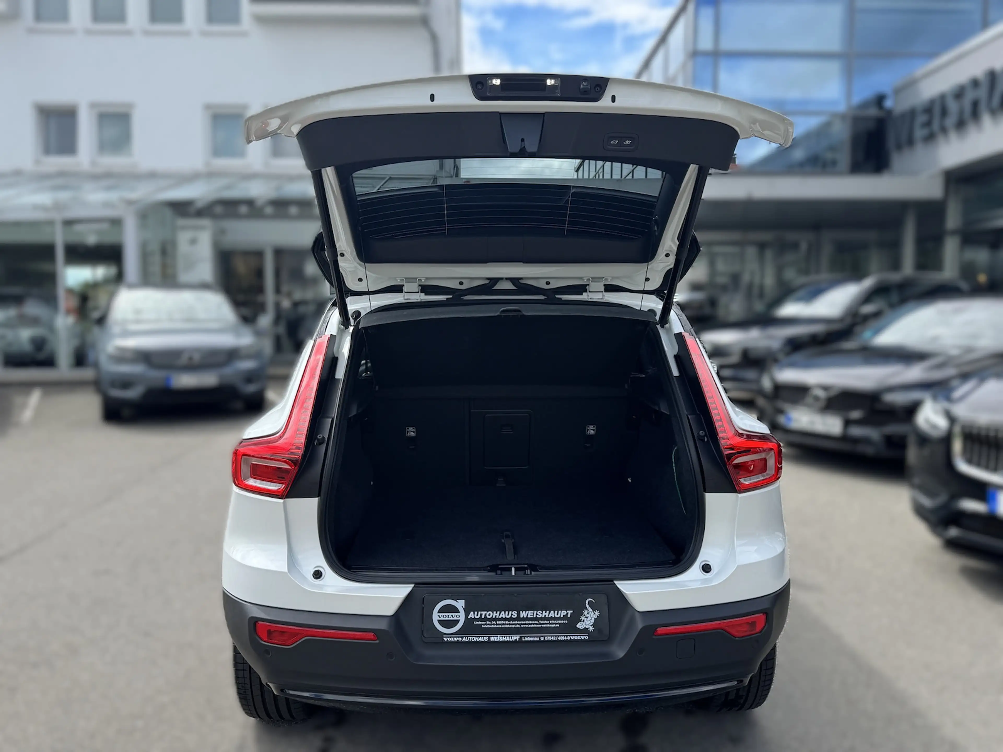 Volvo EX40 Plus*Black Edition*2WD*NP 64730*Pano*82kWh — photo 7