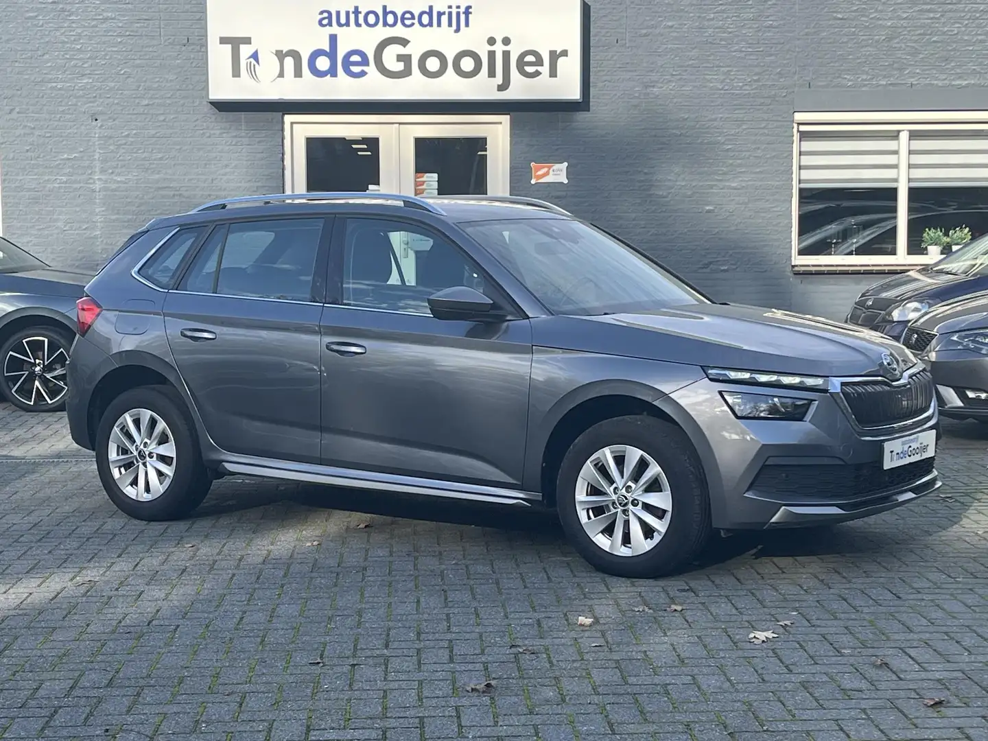 Skoda Kamiq 1.0 TSi DSG Style | 5 JAAR FABRIEKSGARANTIE! | Gris - 1