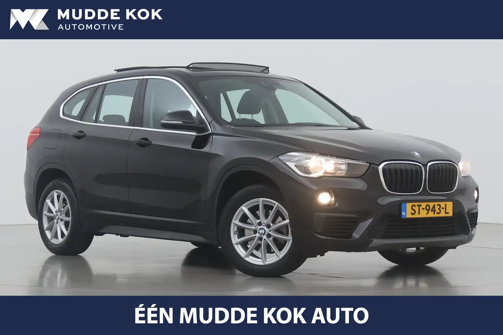 BMW X1 sDrive18i Centennial High Executive | Automaat | P Negro - 1