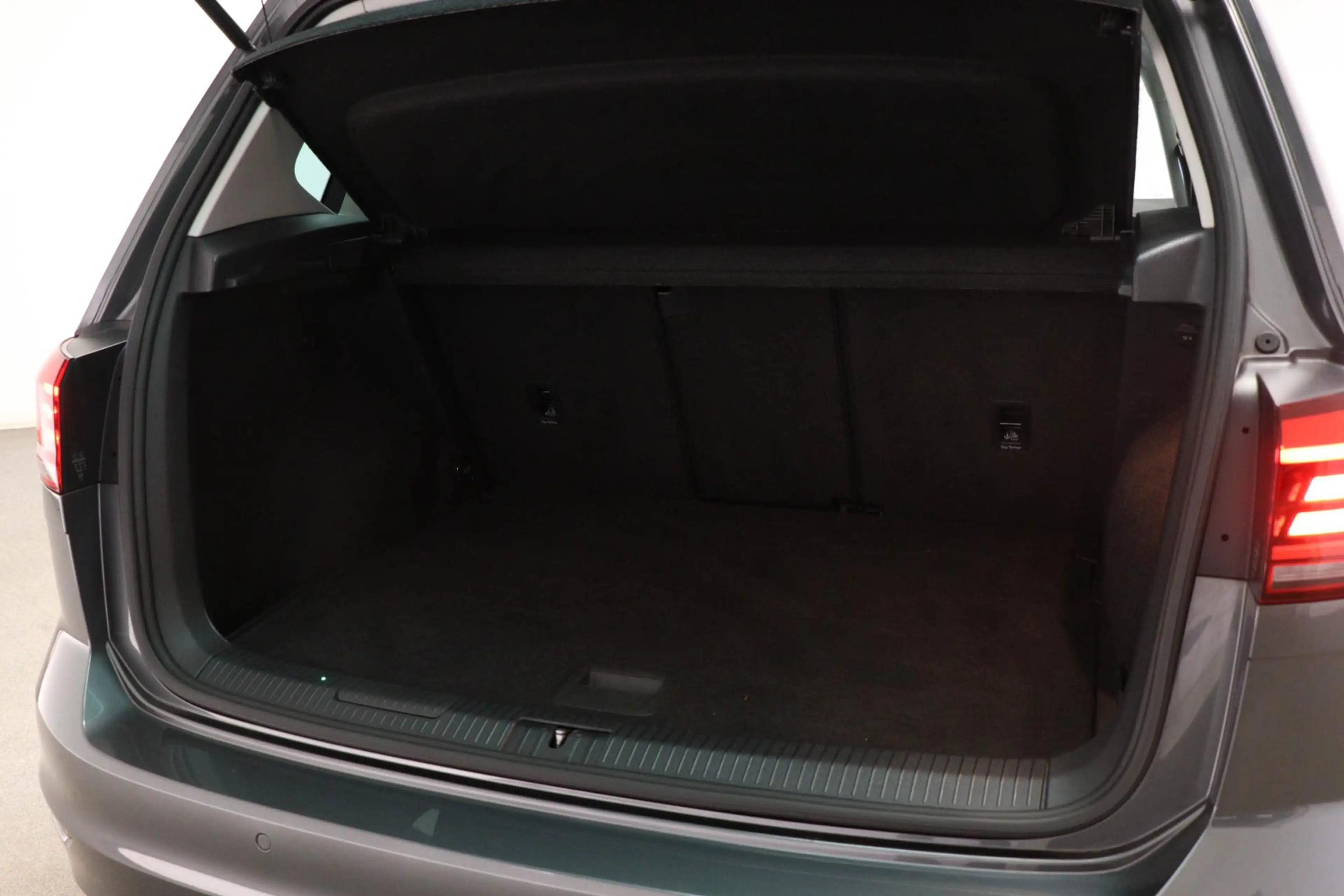 Volkswagen Golf Sportsvan 1.5 TSI ACT Highline Edition | PANORAMADAK | DRAAD — photo 14