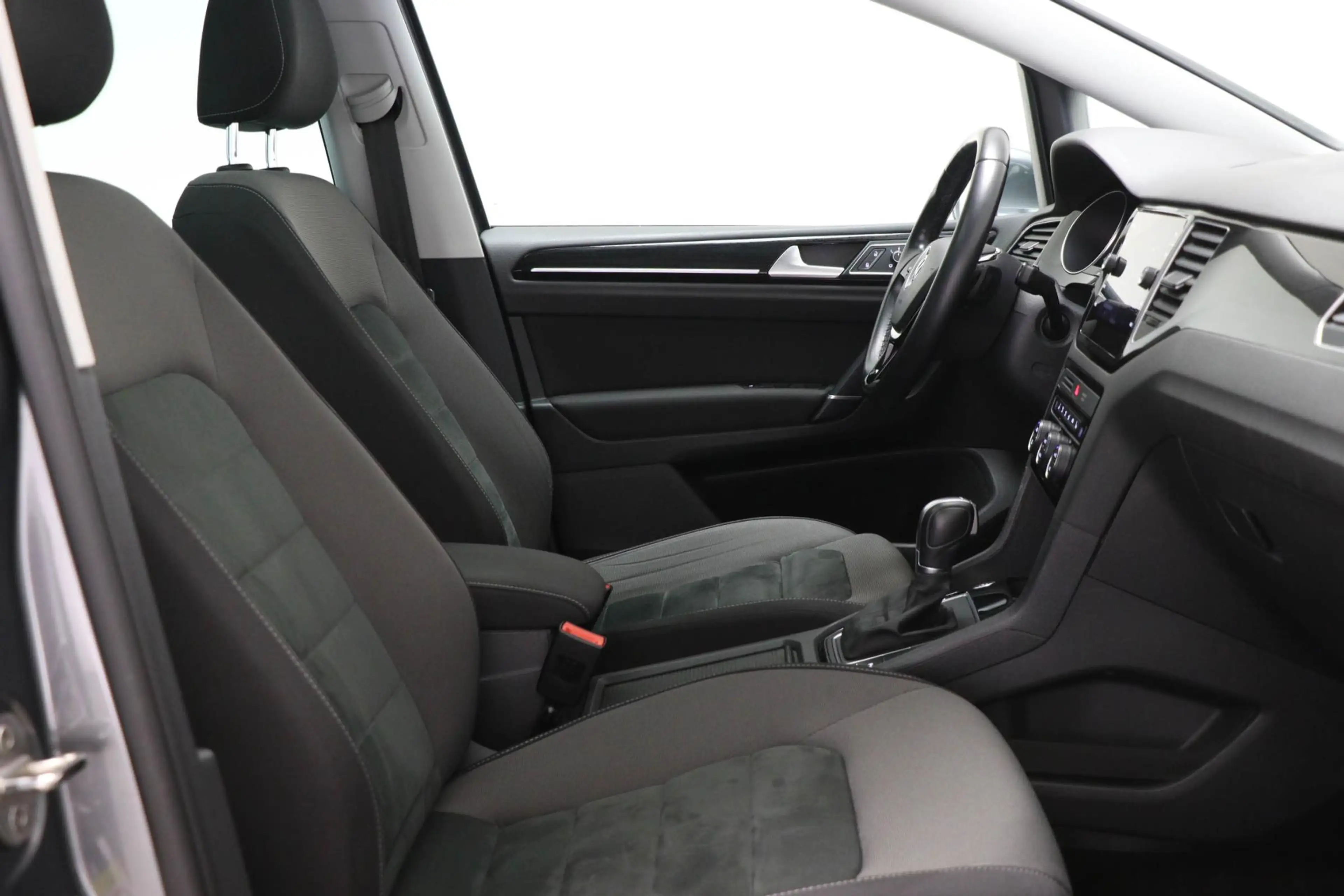 Volkswagen Golf Sportsvan 1.5 TSI ACT Highline Edition | PANORAMADAK | DRAAD — photo 10