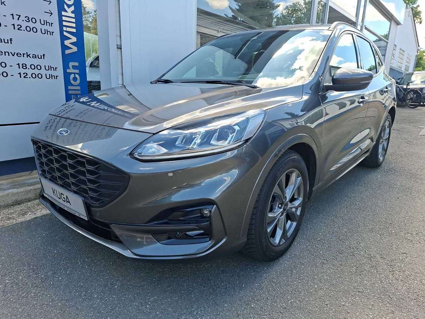 Ford Kuga nuo 366 €/ mėn Benzinas 2022m. Kita Mechaninė