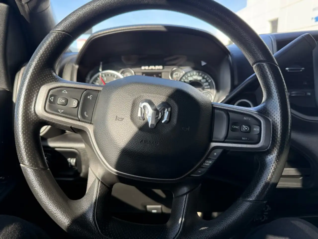 RAM 3500 снимка RAM 3500