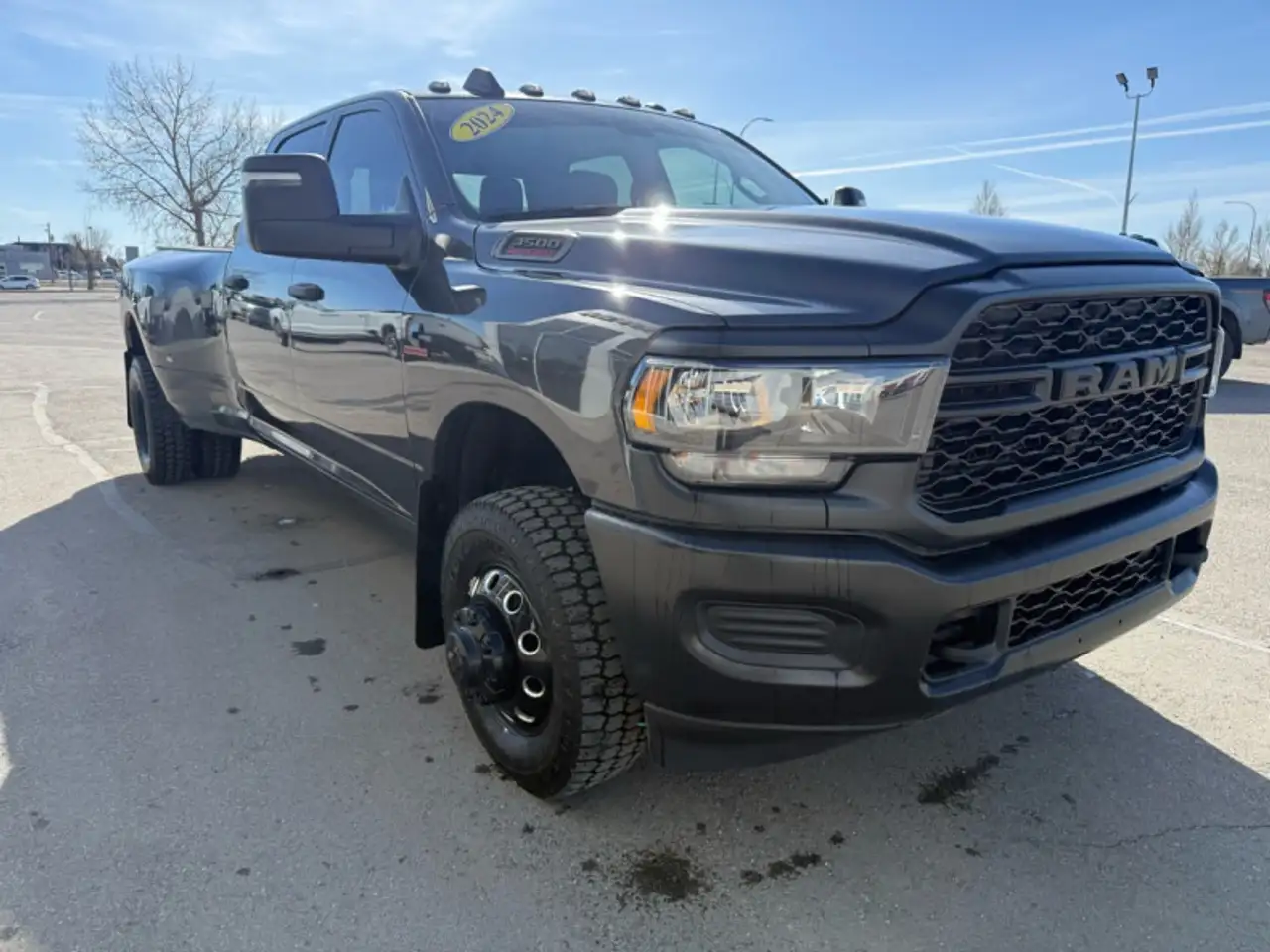 RAM 3500 снимка RAM 3500