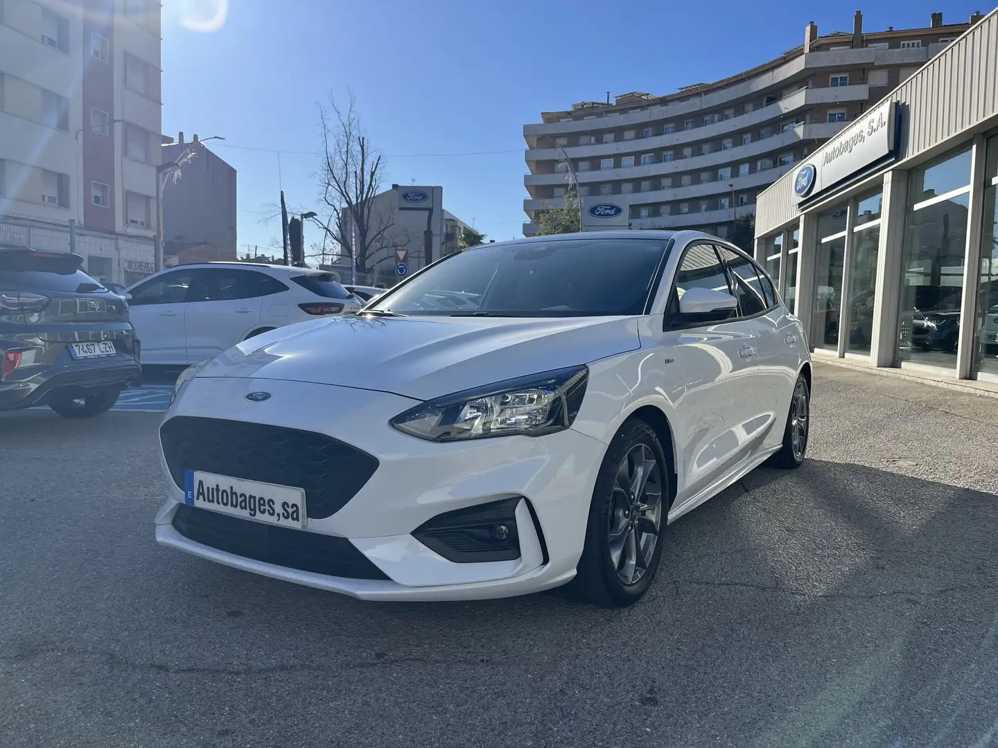 Ford Focus 1.0 Ecoboost ST-Line 125 Weiß - 1