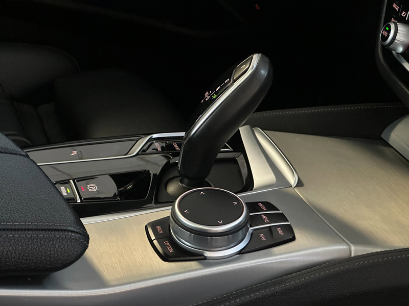 BMW 530 5-serie 530i High Executive Edition/PANO-DAK/CARPL — photo 18