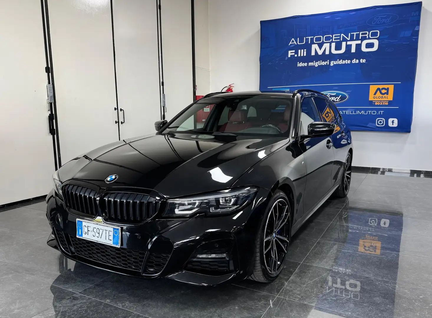 BMW 330 330d Touring mhev 48V xdrive Msport auto INT.PELLE Negro - 1