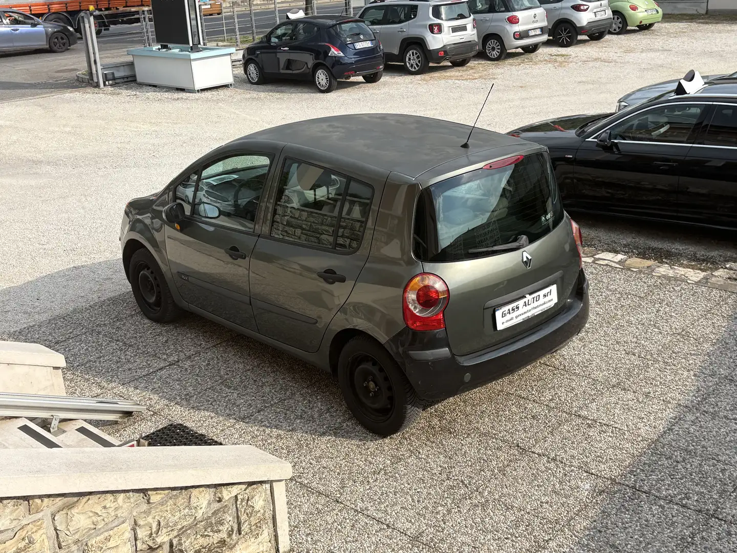 Renault Modus 1.2 16v Confort Expression Зелений - 2