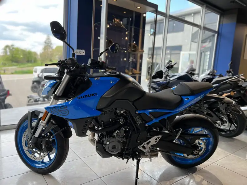 Suzuki GSX 8S - foto 4