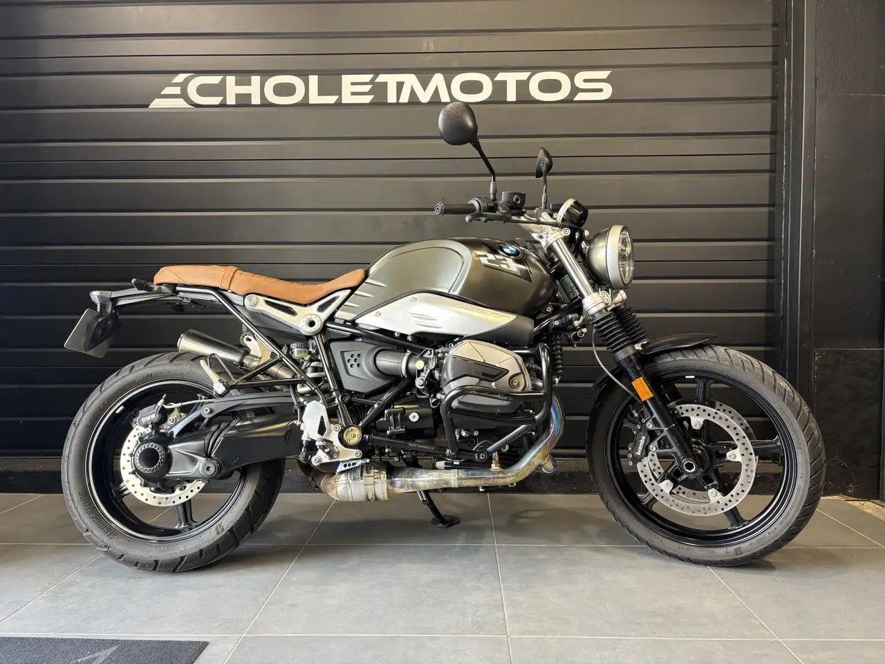 BMW R nineT