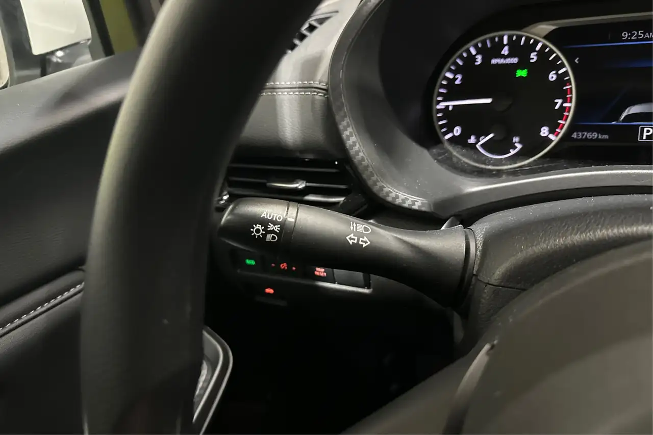 Nissan Sentra снимка Nissan Sentra