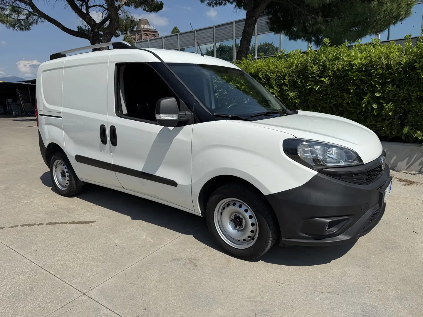 Fiat Doblo CARGO BUSINESS PLUS 1.6 MJ 105CV E6D Bianco - 1