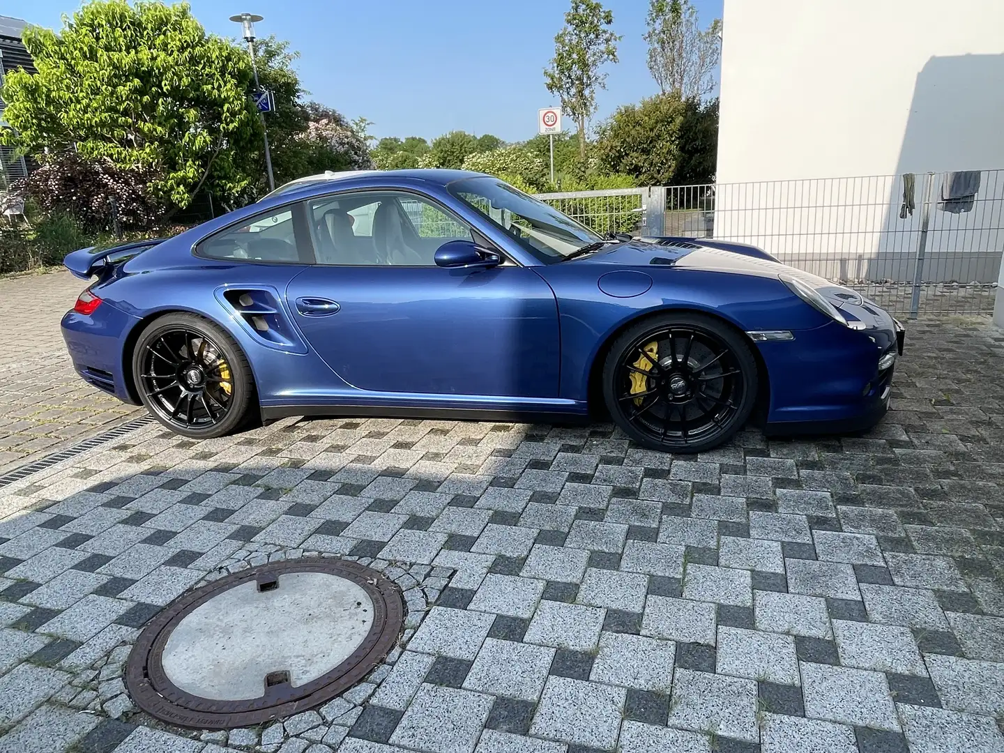 Porsche 997 Turbo Coupe Blau - 2