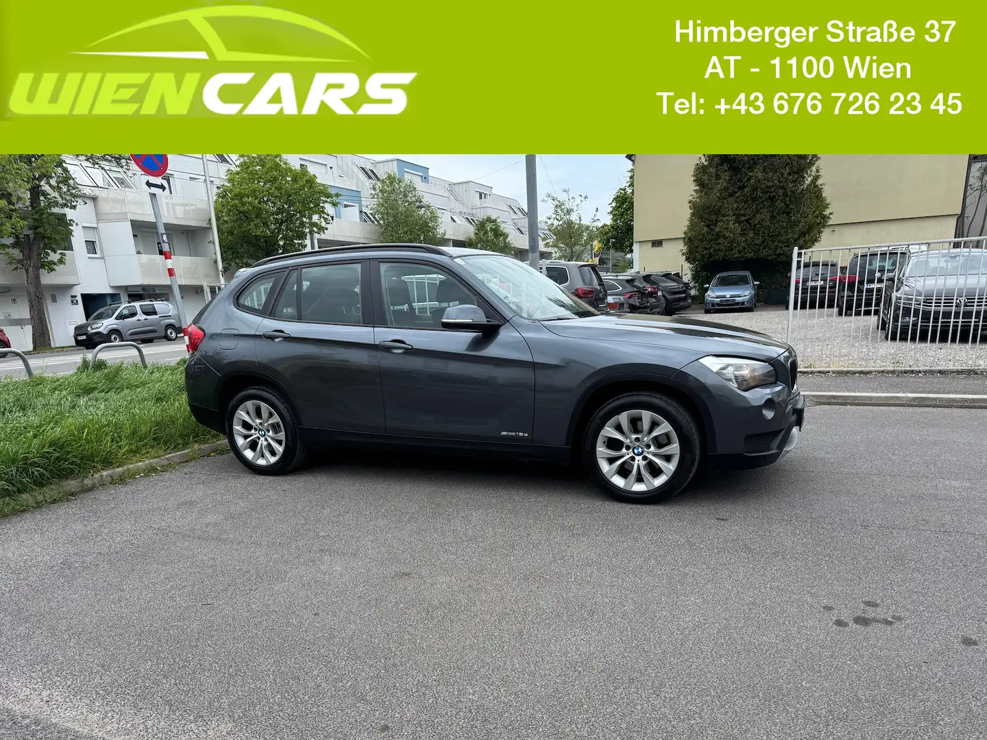 BMW X1 sDrive 18d Österreich-Paket Grijs - 1