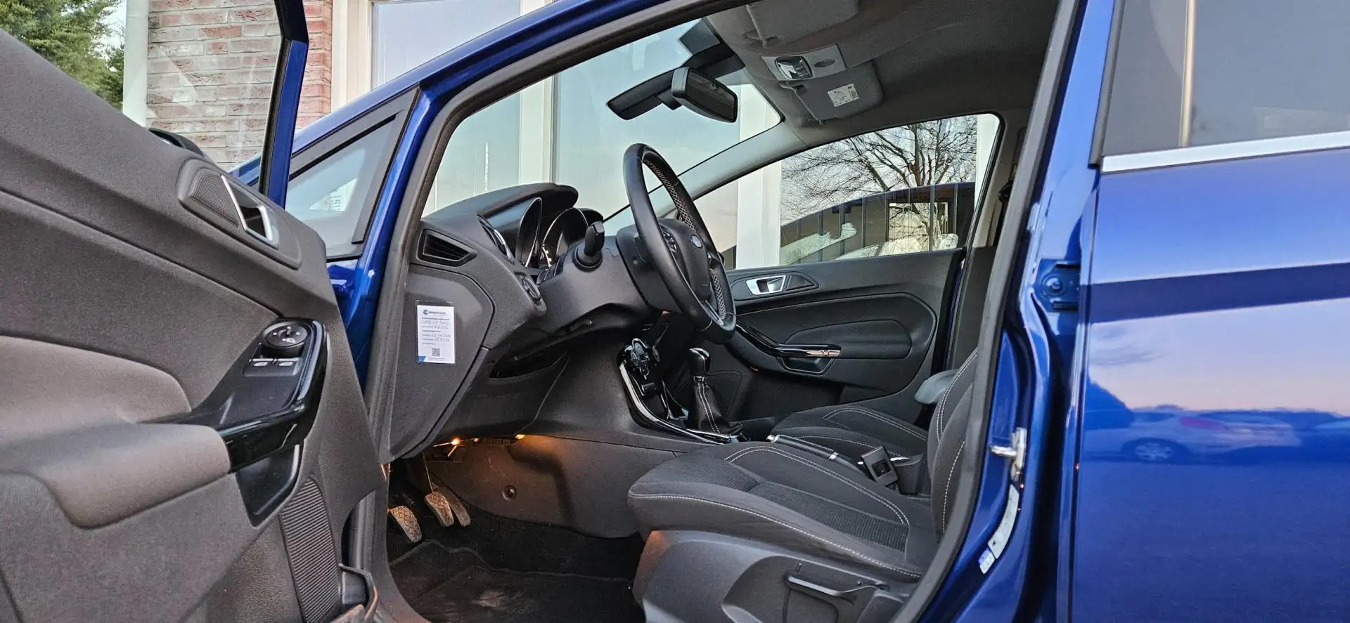 Ford Fiesta 1.0 EcoBoost Candy Blue Edition Airco/Clima! PDC! Blauw - 2