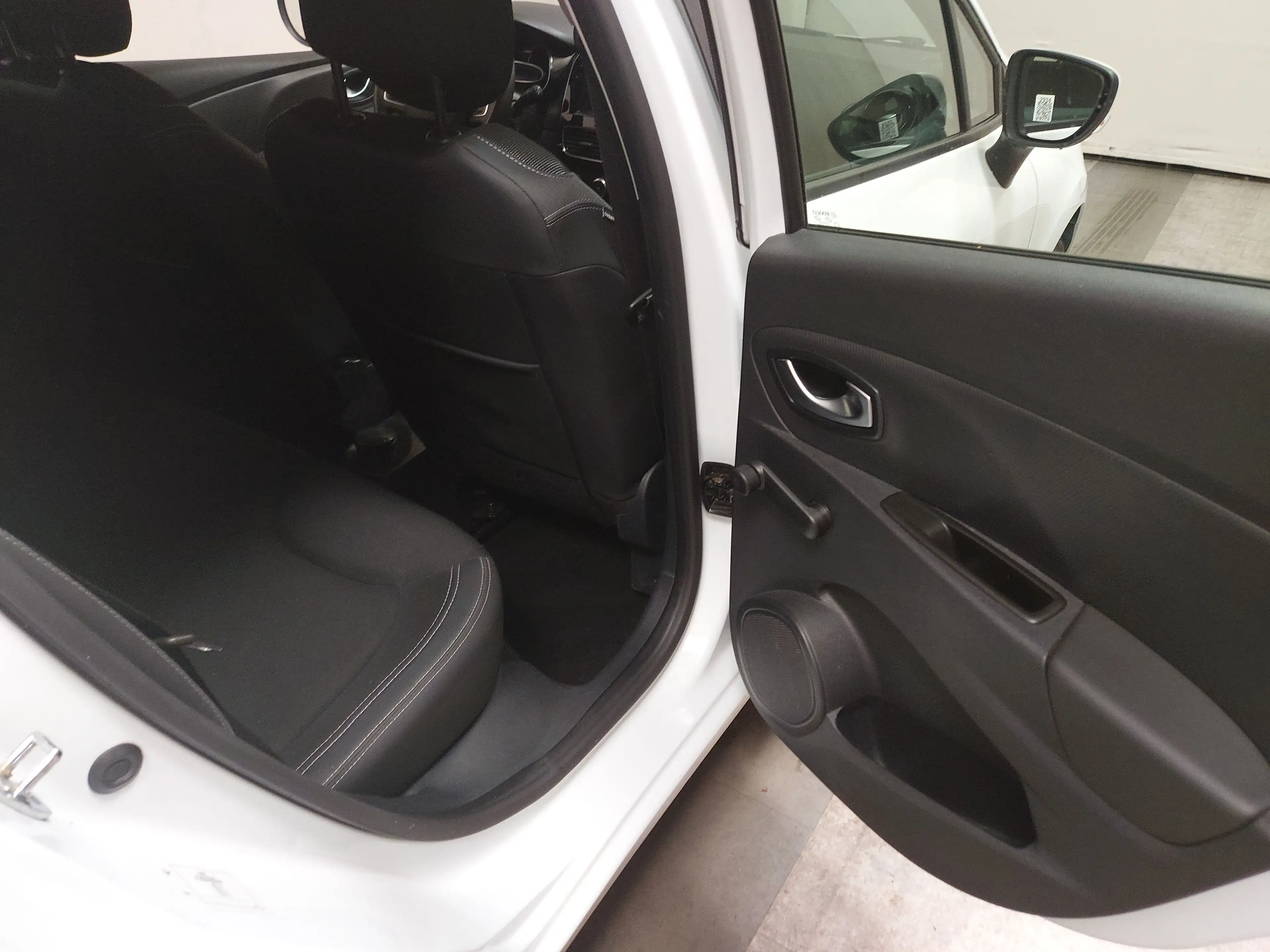 Renault Clio Grandtour 0.9 TCe Navi Shz BT — photo 11