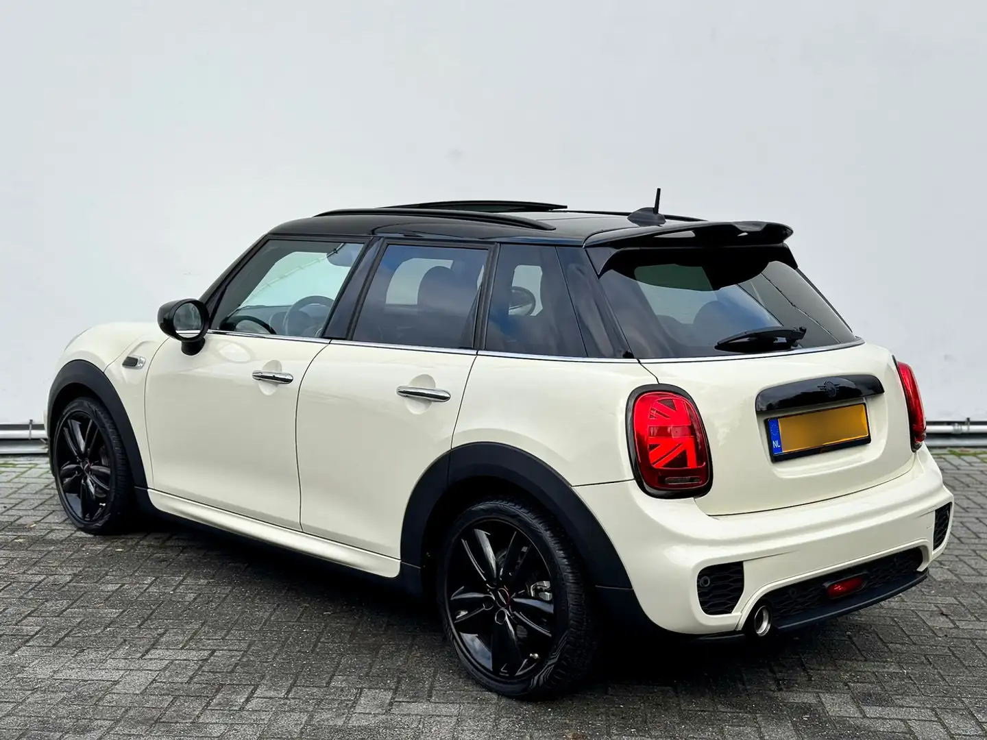 MINI Cooper Cooper 1.5 Cooper 136 pk Pano/CC White - 2