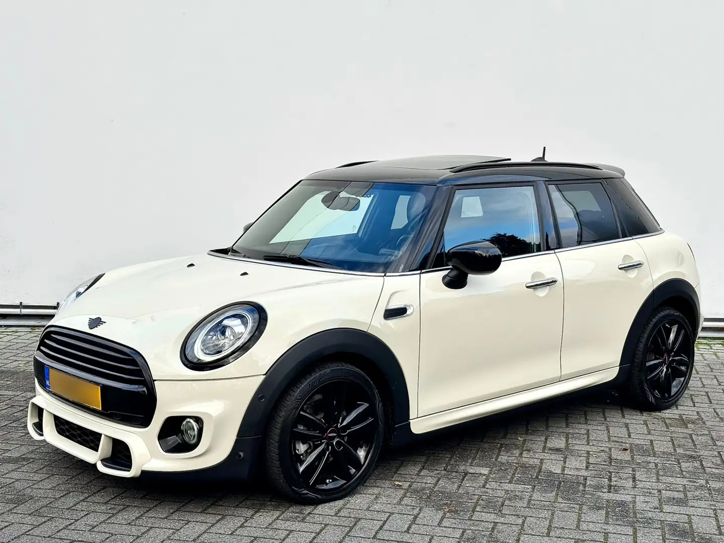 MINI Cooper Cooper 1.5 Cooper 136 pk Pano/CC White - 1