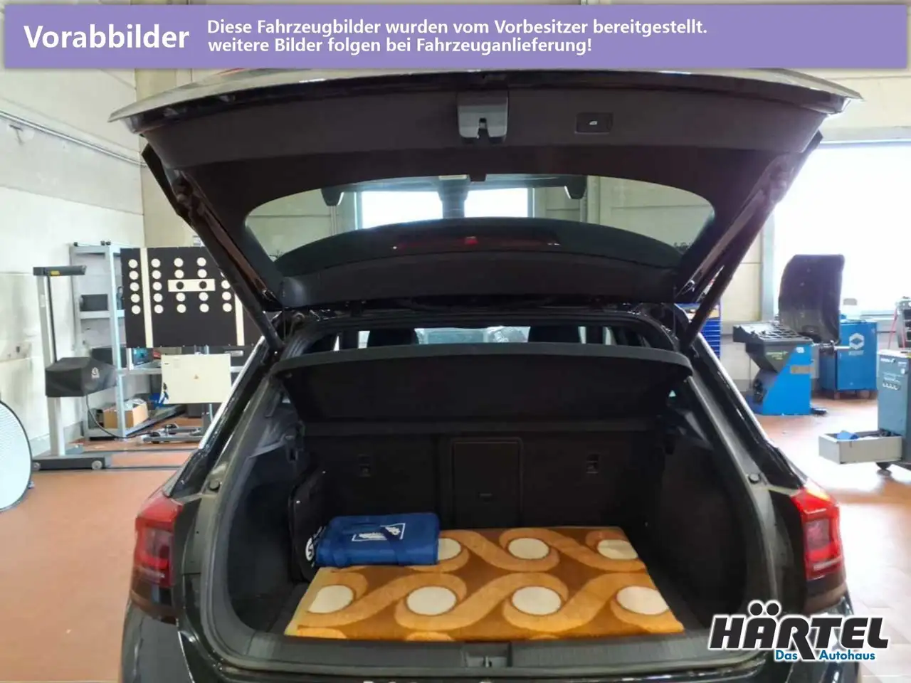 Volkswagen T-Roc R-LINE 1.5 TSI DSG (+ACC-RADAR+NAVI) LED 6