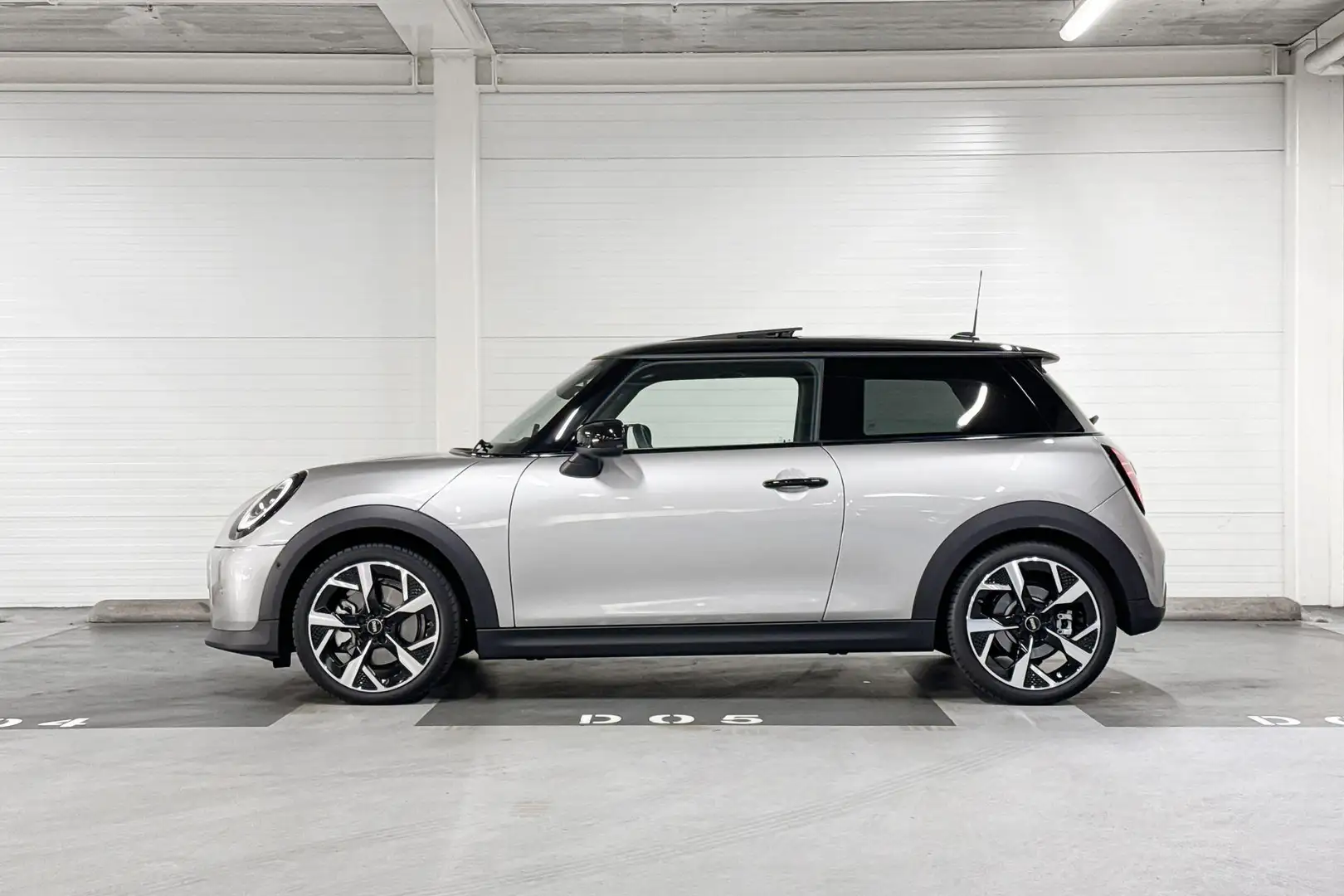 MINI Cooper C 3-deurs | Favoured Uitvoering | Pakket M | Selecti Gris - 2