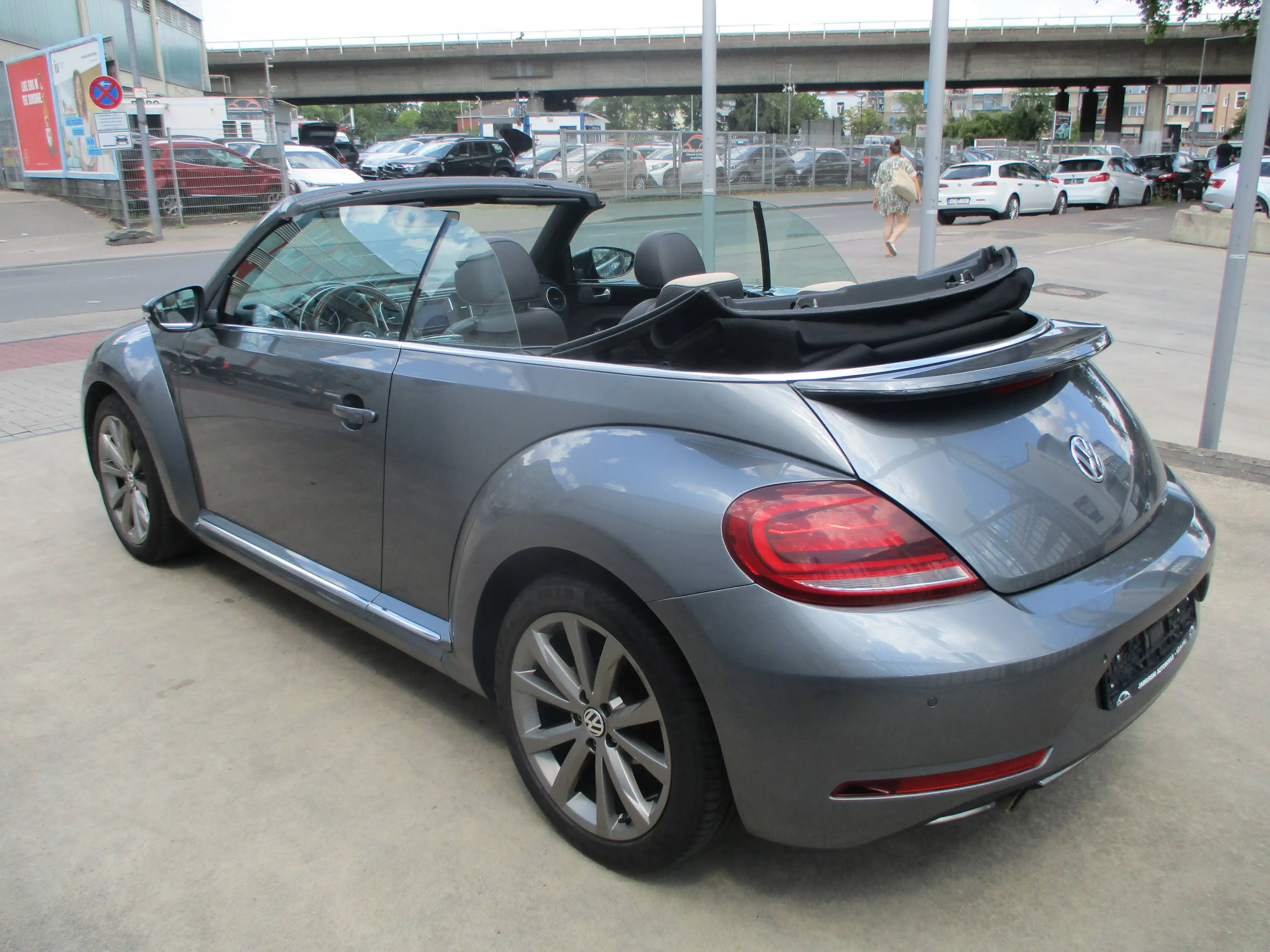 Volkswagen Beetle Design BMT/Start-Stopp — photo 13