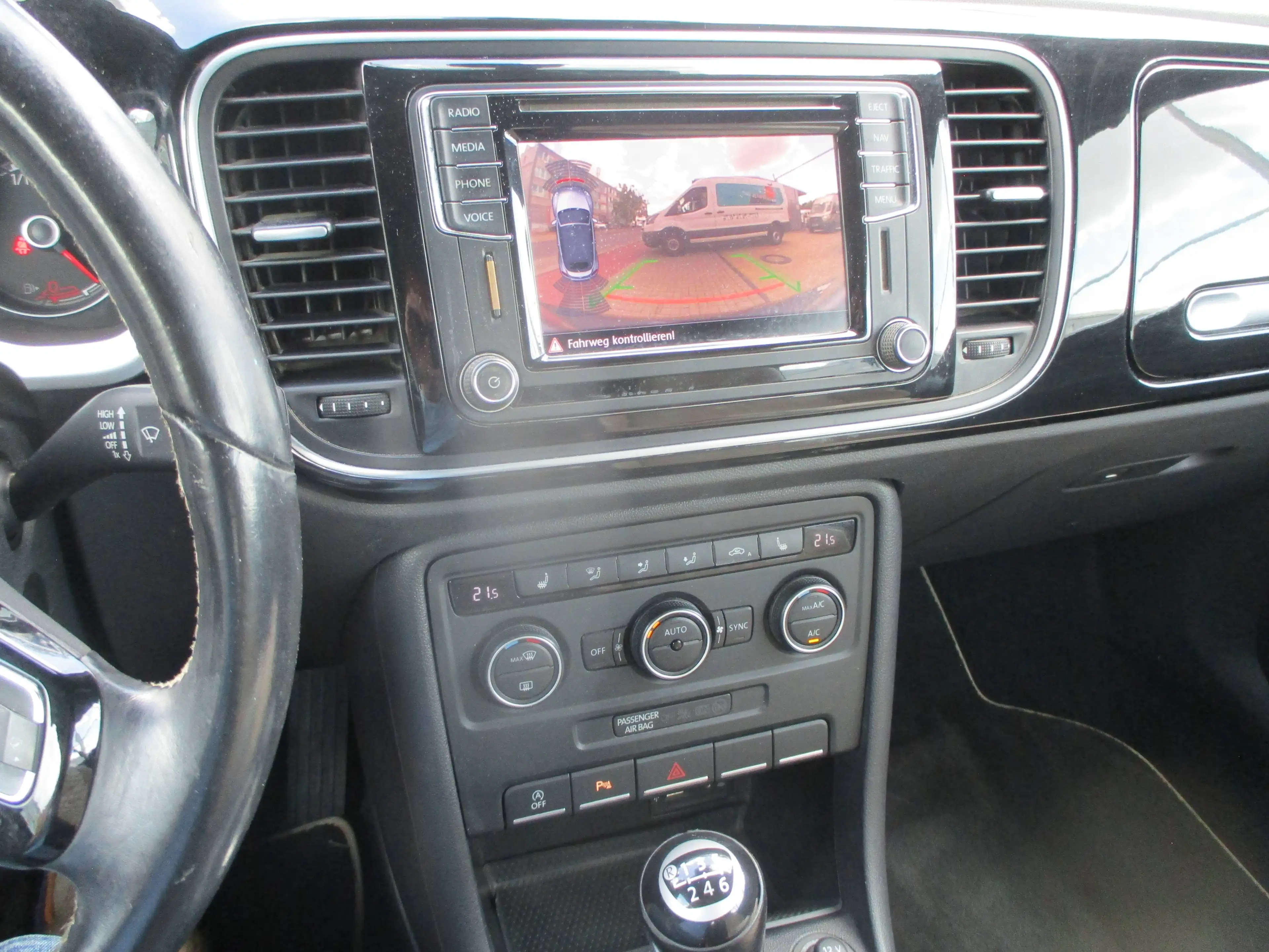 Volkswagen Beetle Design BMT/Start-Stopp — photo 10