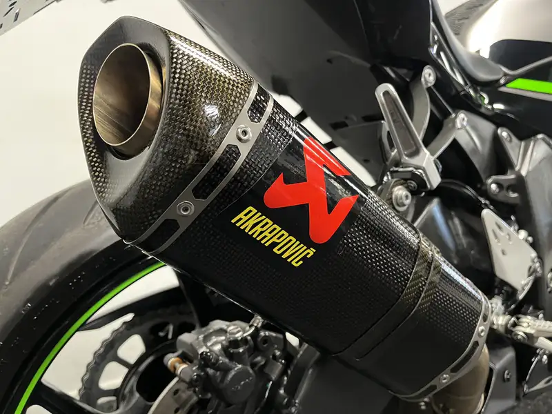 Kawasaki Ninja ZX-6R - foto 3