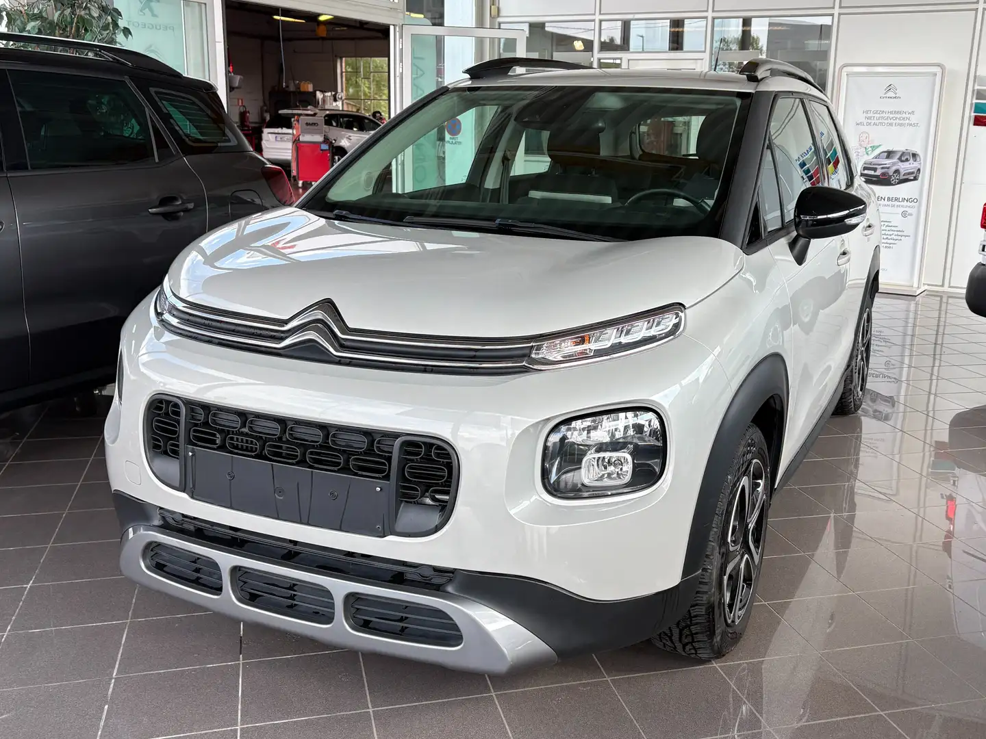 Citroen C3 Aircross C3 Aircross BlueHDI 100 Stop Beżowy - 1