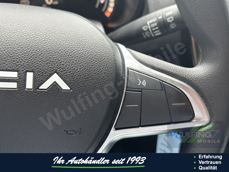 Dacia Spring Extreme mit Werksgarant. 07.2027 Navi LED — photo 11