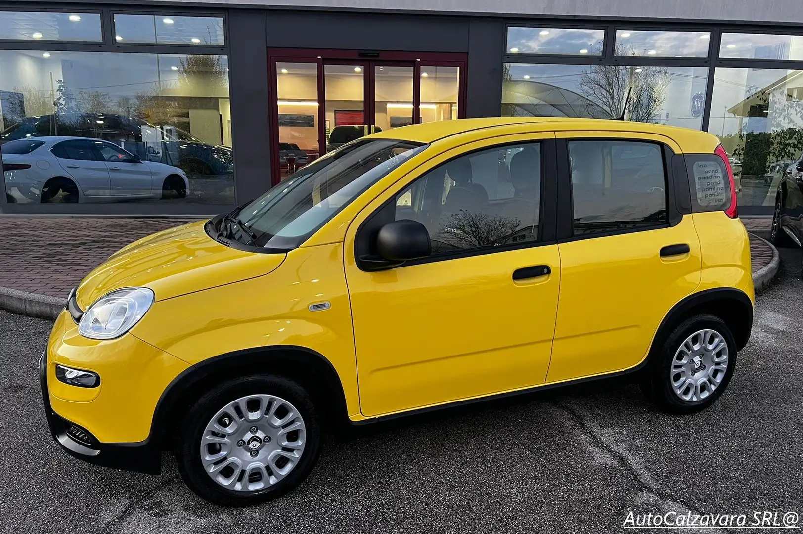 Fiat Panda 1.0 FireFly S&S Hybrid  / GW338GL Amarillo - 2
