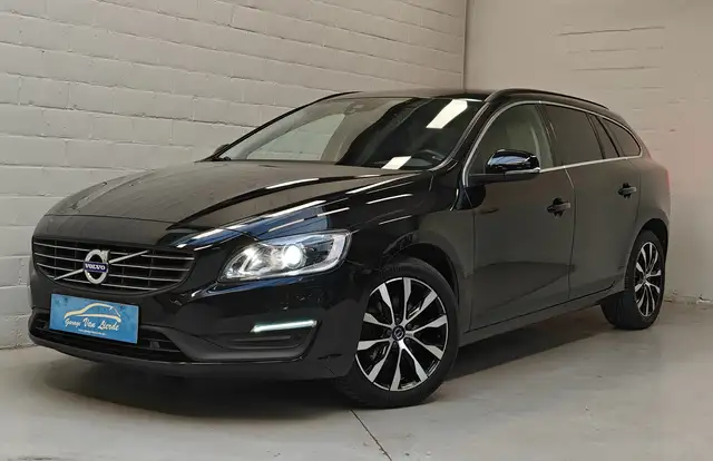 Volvo V60 1.5 T3 Momentum Geartronic - PDC V&A - Zetelvw -