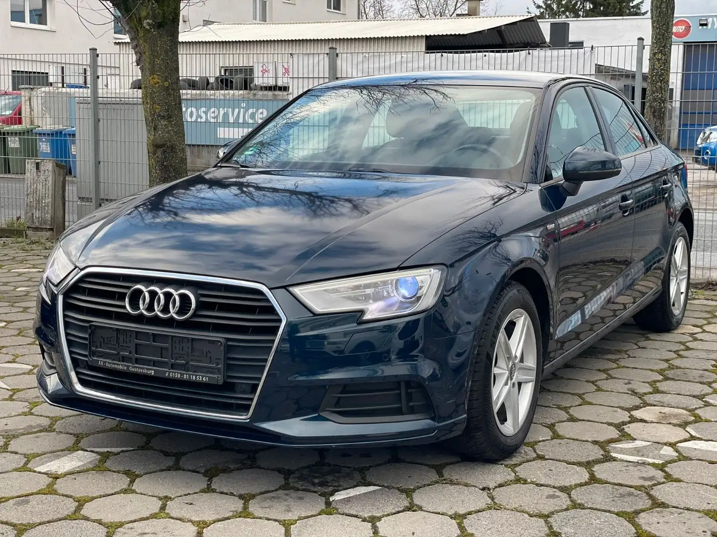 Audi A3 1.6 Limousine Navi Xenon SH PDC Blau - 2