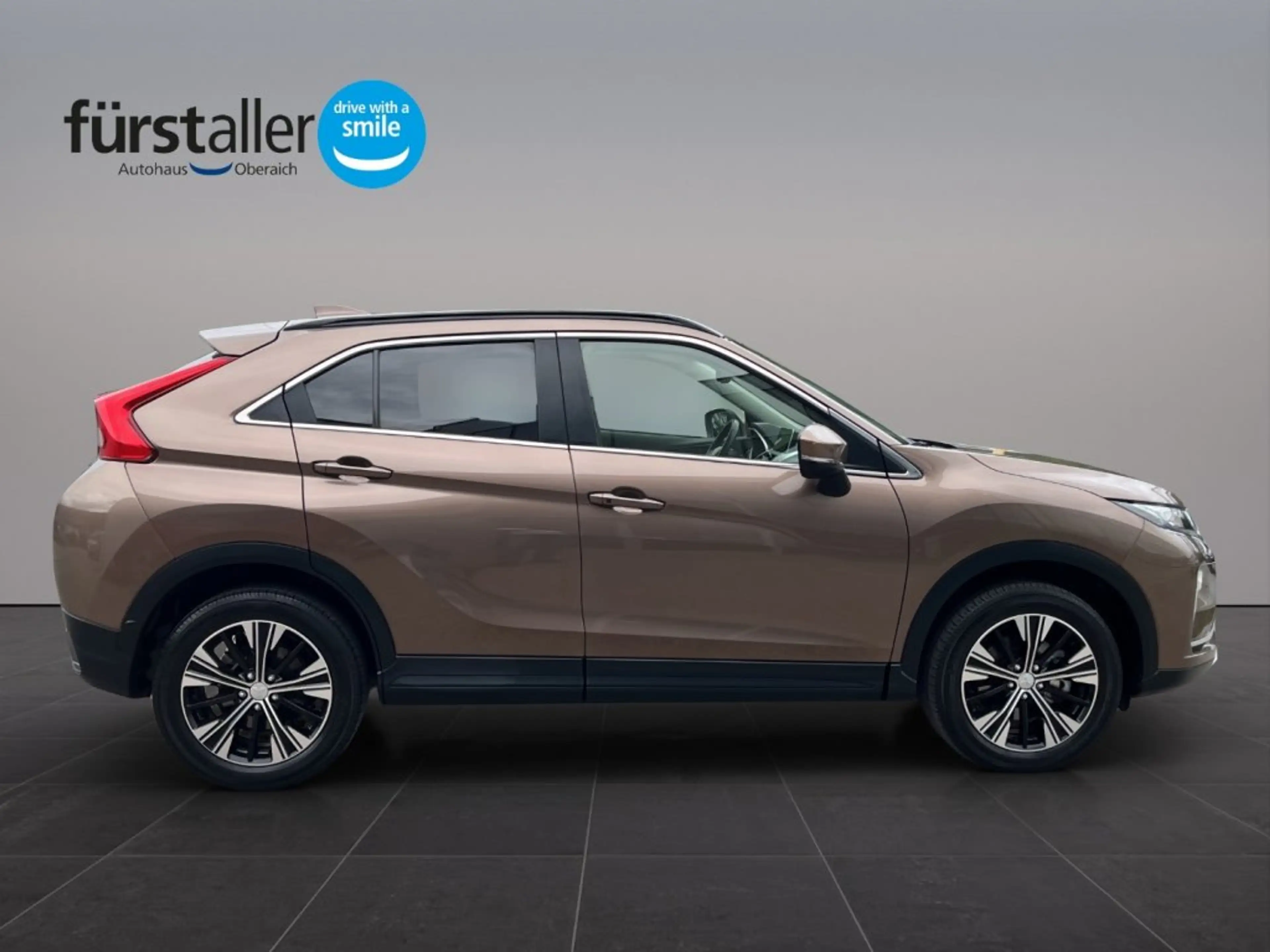Mitsubishi Eclipse Cross 1,5 TC CVT 2WD — photo 4