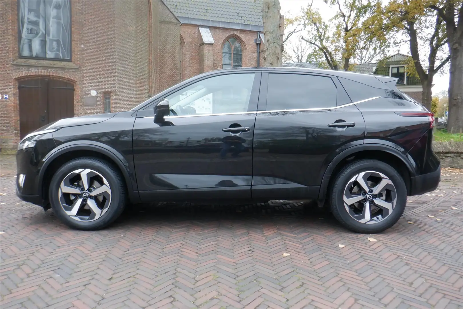 Nissan Qashqai 1.3 Mild-Hybrid 158pk Xtronic Business Design Noir - 2