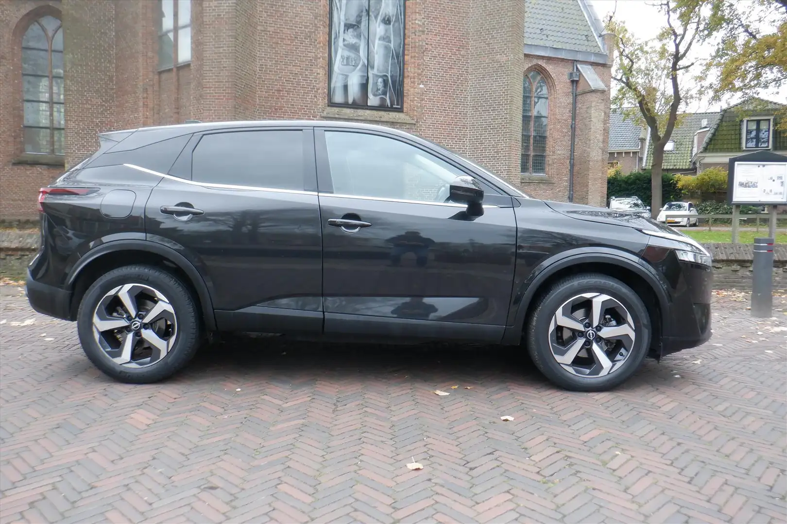 Nissan Qashqai 1.3 Mild-Hybrid 158pk Xtronic Business Design Noir - 1