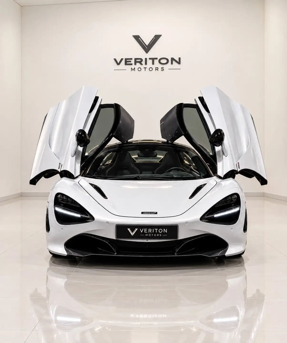 맥라렌 720S 720 2017 화이트 사진 3