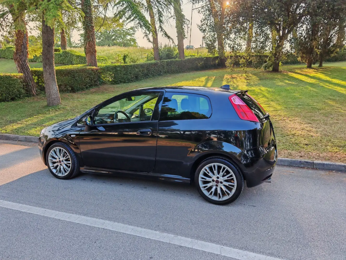 Fiat Grande Punto 5p 1.4 sjt 16v Dynamic 95cv - 2
