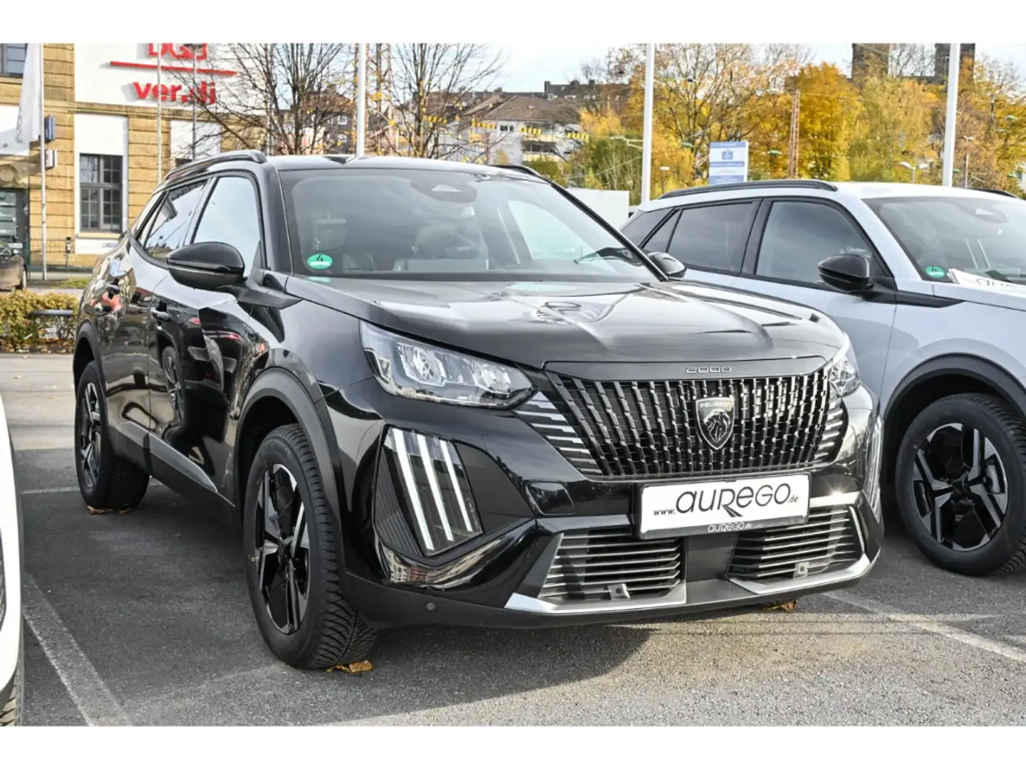 Peugeot 2008 ALLURE AT+NAVI+GJR+SHZ+2xPDC+ALU+ Schwarz - 2