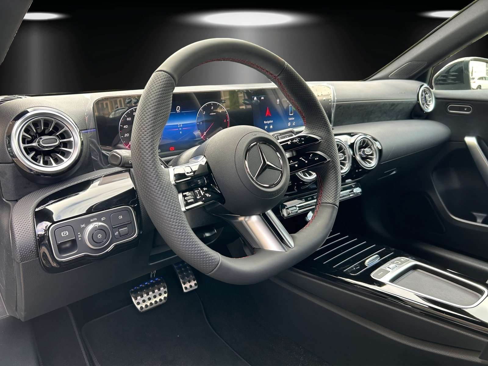 Mercedes-Benz A 220