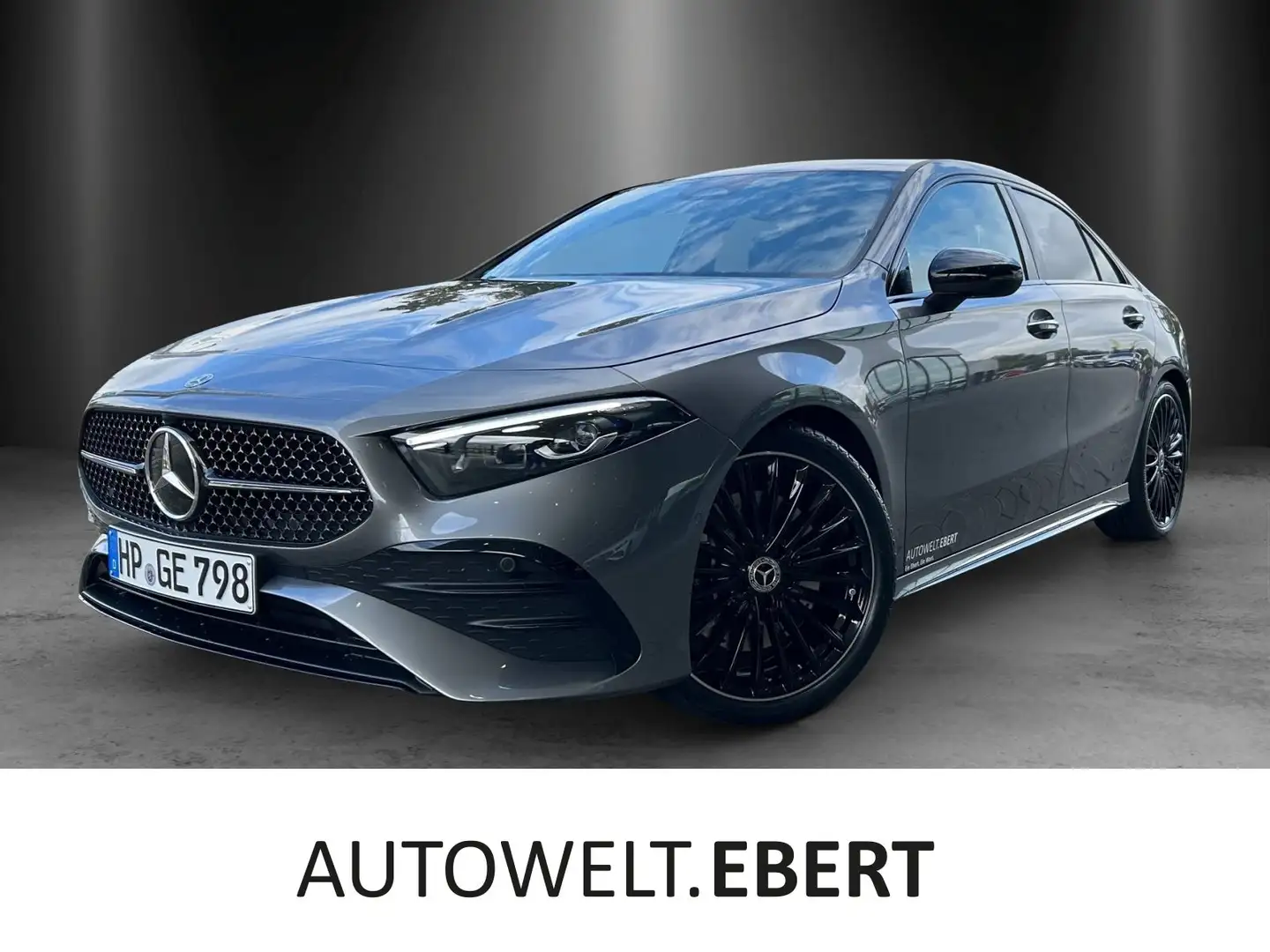 Mercedes-Benz A 220 d Limousine AMG Distro MULTIBEAM KeyGO 19" Gris - 1