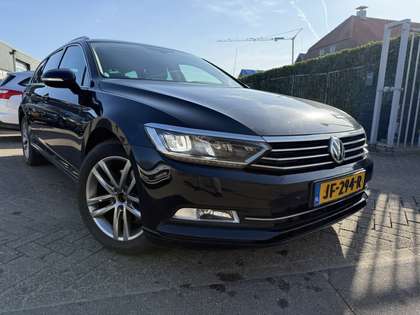 Volkswagen Passat Variant 1.6 TDI DSG BUSINESS EDITION NAVI/CLIMATE/PDC/TREK