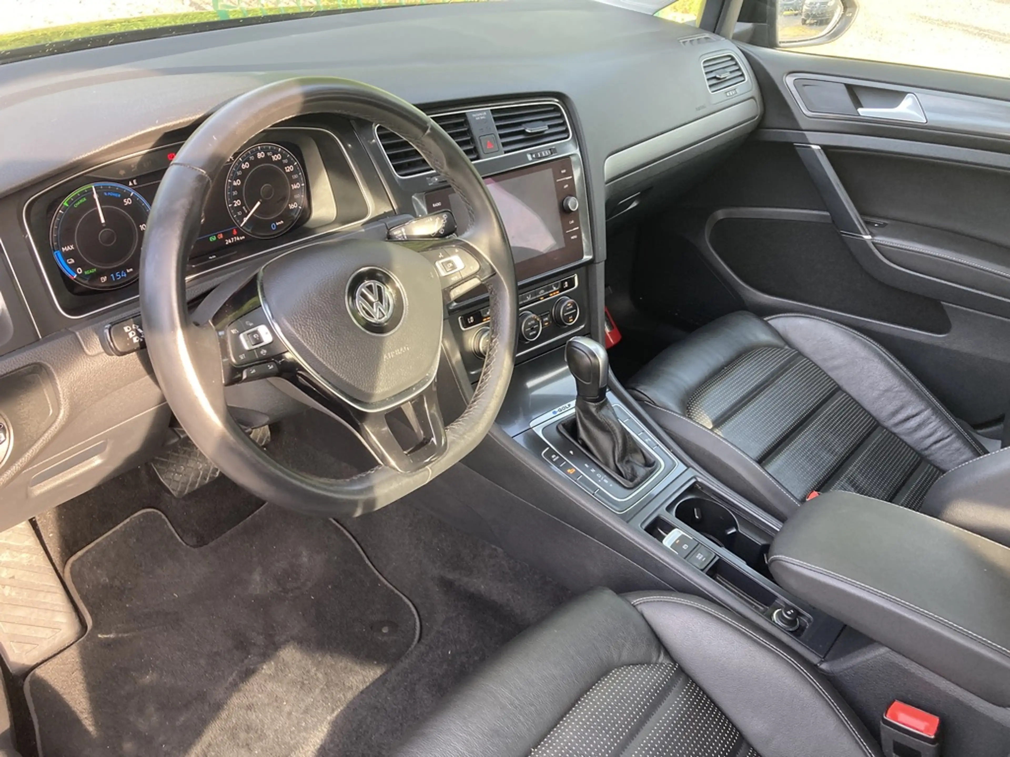 Volkswagen e-Golf SoH 94% 18.140€+TVA/BTW 35,8kw/h 100kw PackLuxe Cuir-Leder — photo 7
