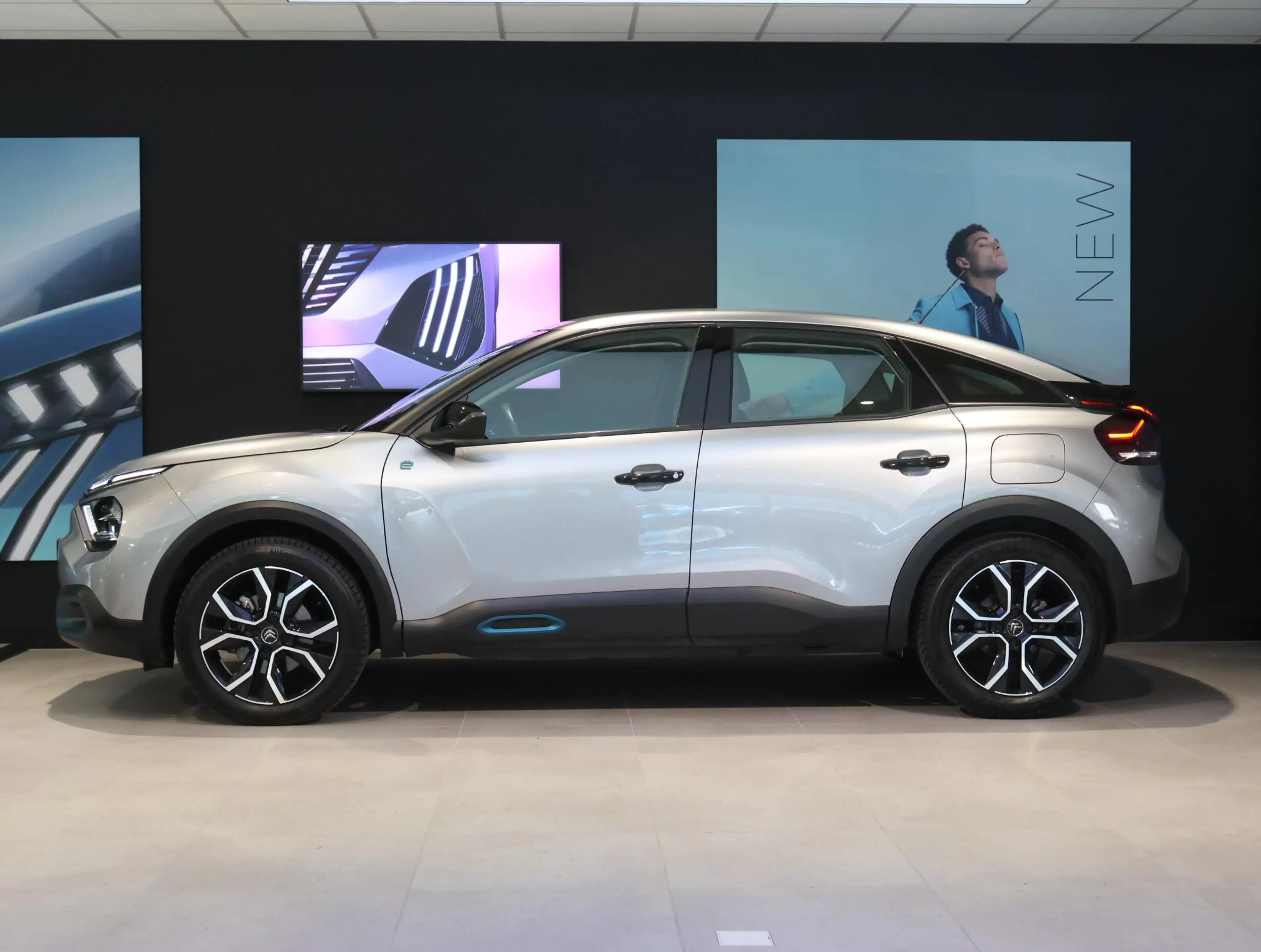 Citroen E-C4 Electric Feel 50 kWh 136 pk | Camera | Apple Carplay/Androi — photo 2