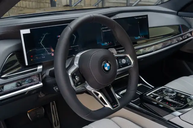 BMW M view 10