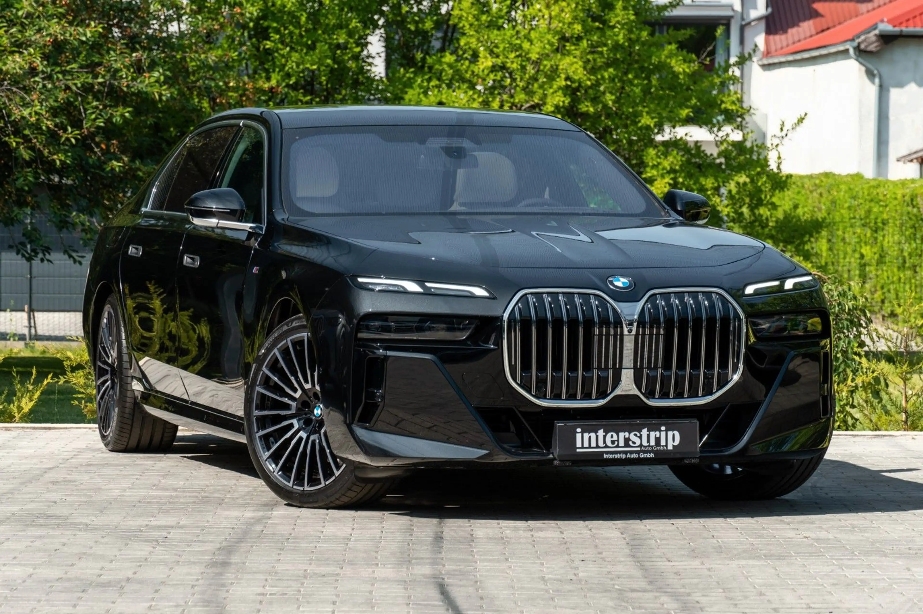 BMW 740 d M SPORT.DR.ASS.PRO.MASSAGE.SKY.AUT.TÜR.AHK — photo 3