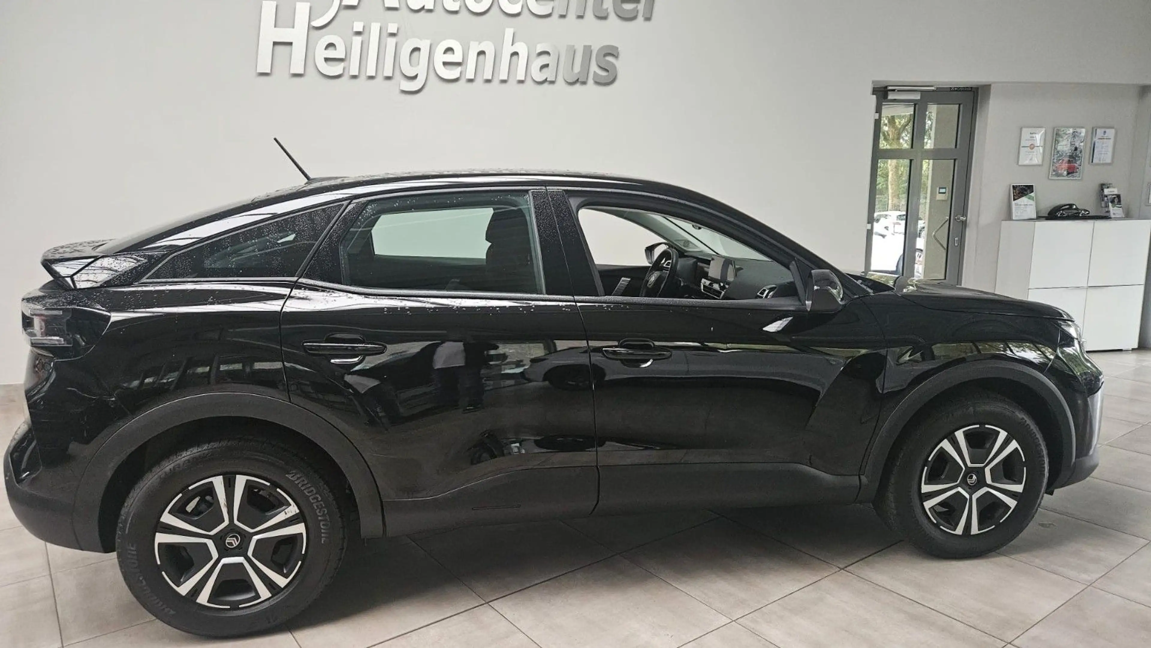 Citroen C4 Lim. YOU 1.2 Mild-Hybrid Autom. LED Tempo PDC — photo 3