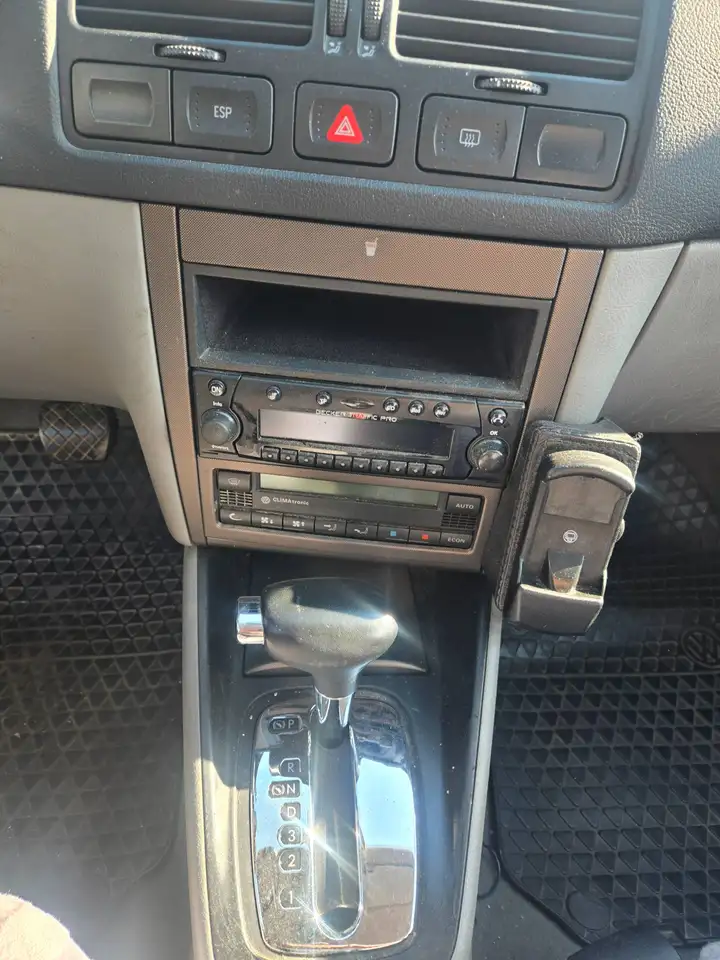 Volkswagen Bora 1.9 TDI 115000 km Automatic, foto 6