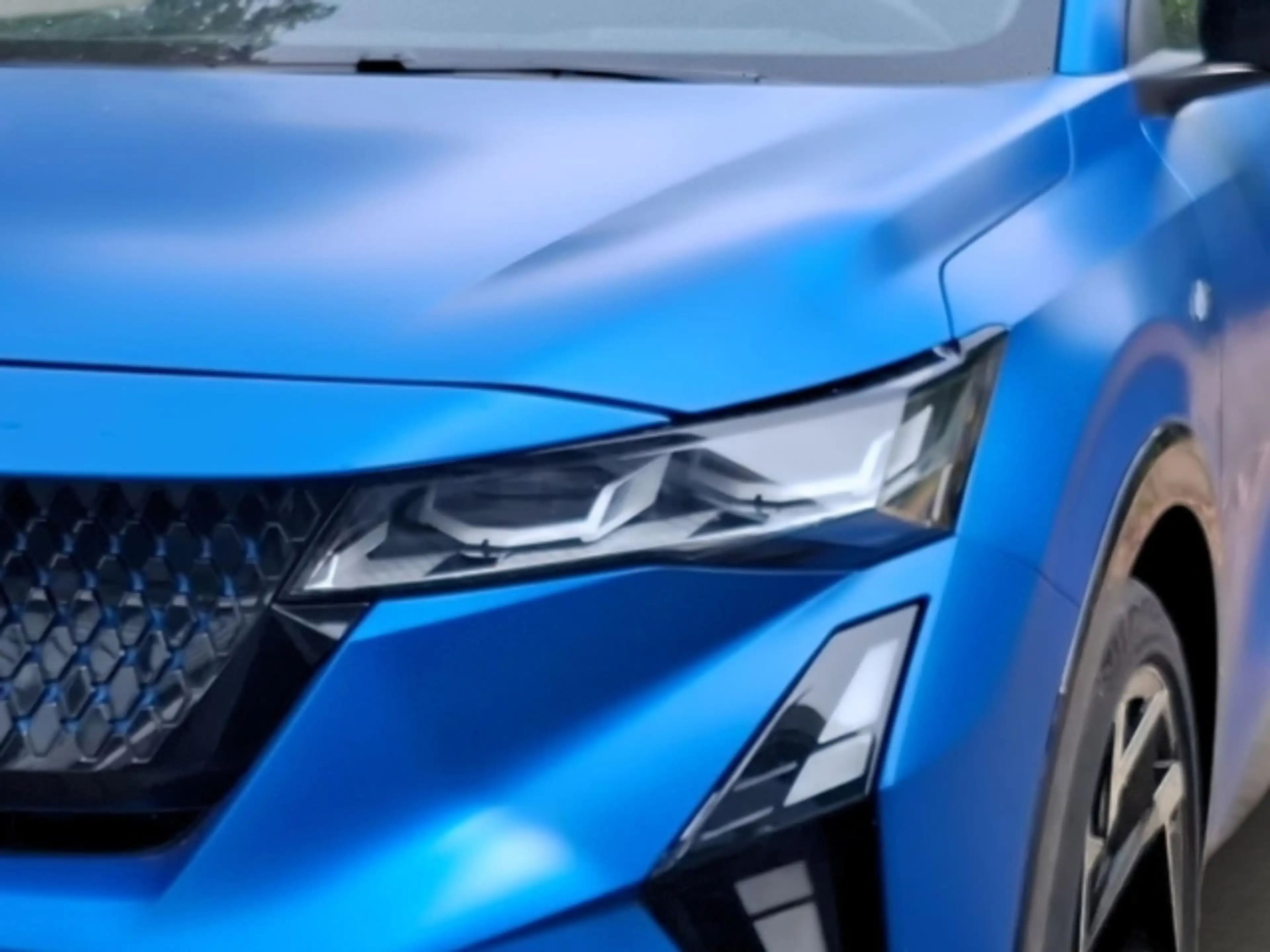 Renault Rafale Atelier Alpine Hyper Hybrid E-Tech 4x4 300 Plug-In — photo 5