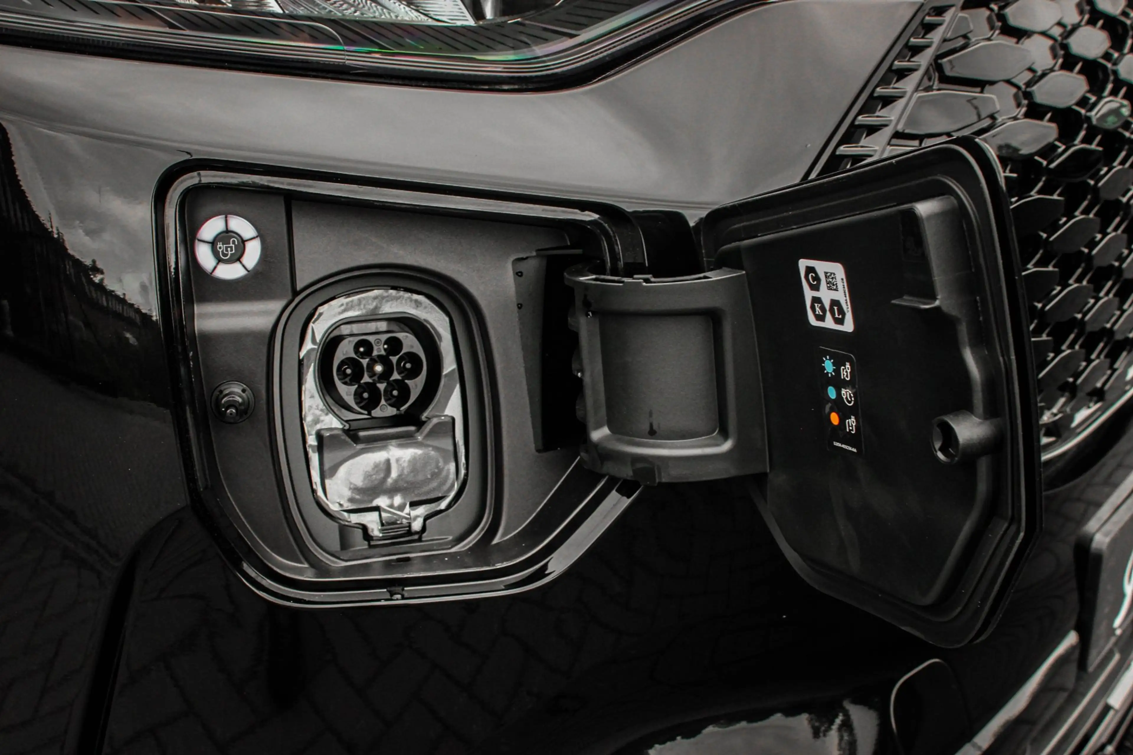 Ford E-Transit Cust. 320 L2H1 Limited 71 kWh DC DUBBEL CABINE / J — photo 42